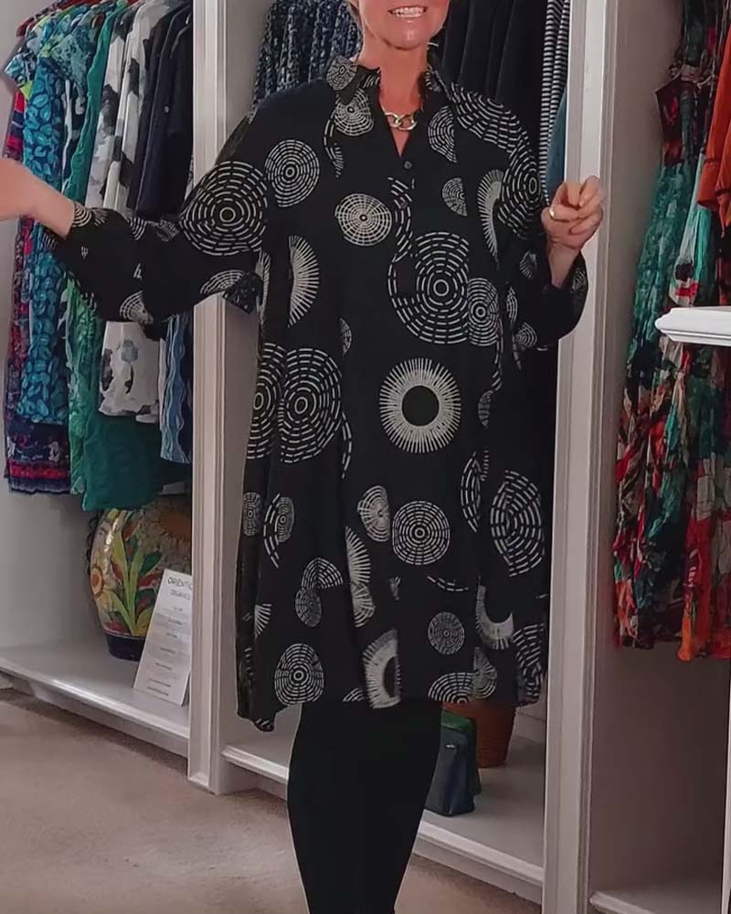 Casual klänning med geometriskt tryck