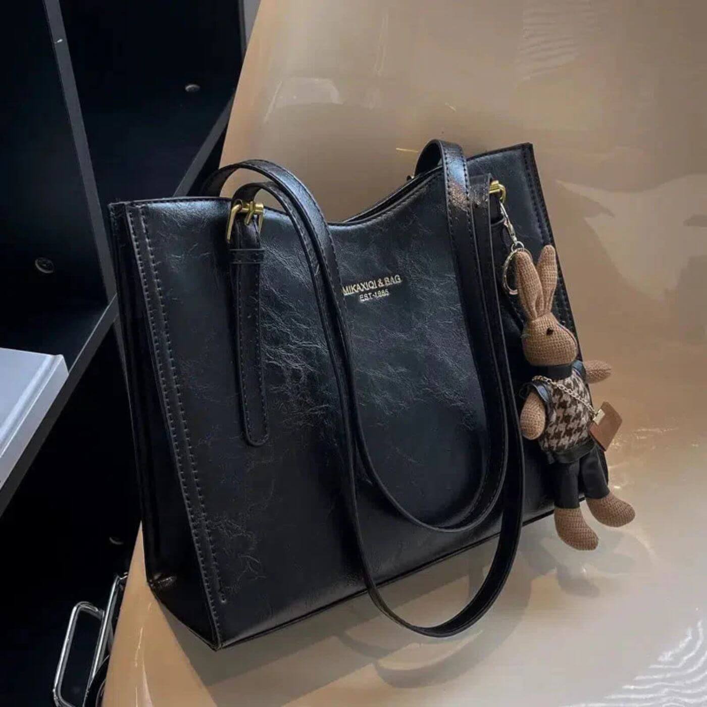 Lene™ – Kanin Charm Vintage Skulderveske i Skinn